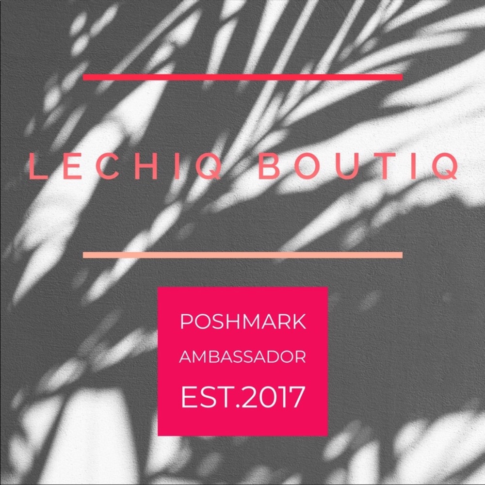 Monstera Green Metal Earrings - Picture 6 of 6